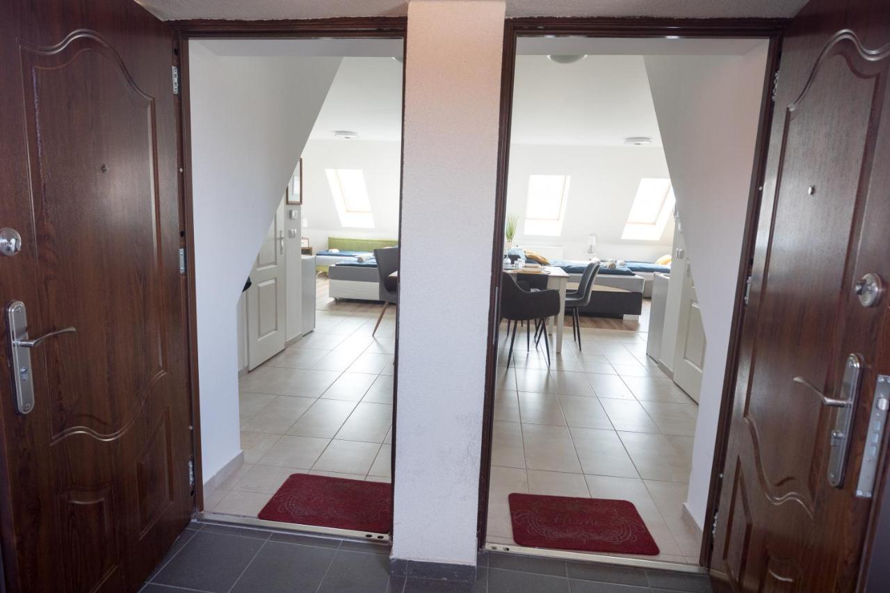Kossuth Apartmanhaz Тата Экстерьер фото